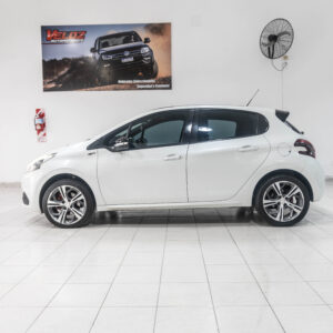 Peugeot 208 GT 1.6 THP